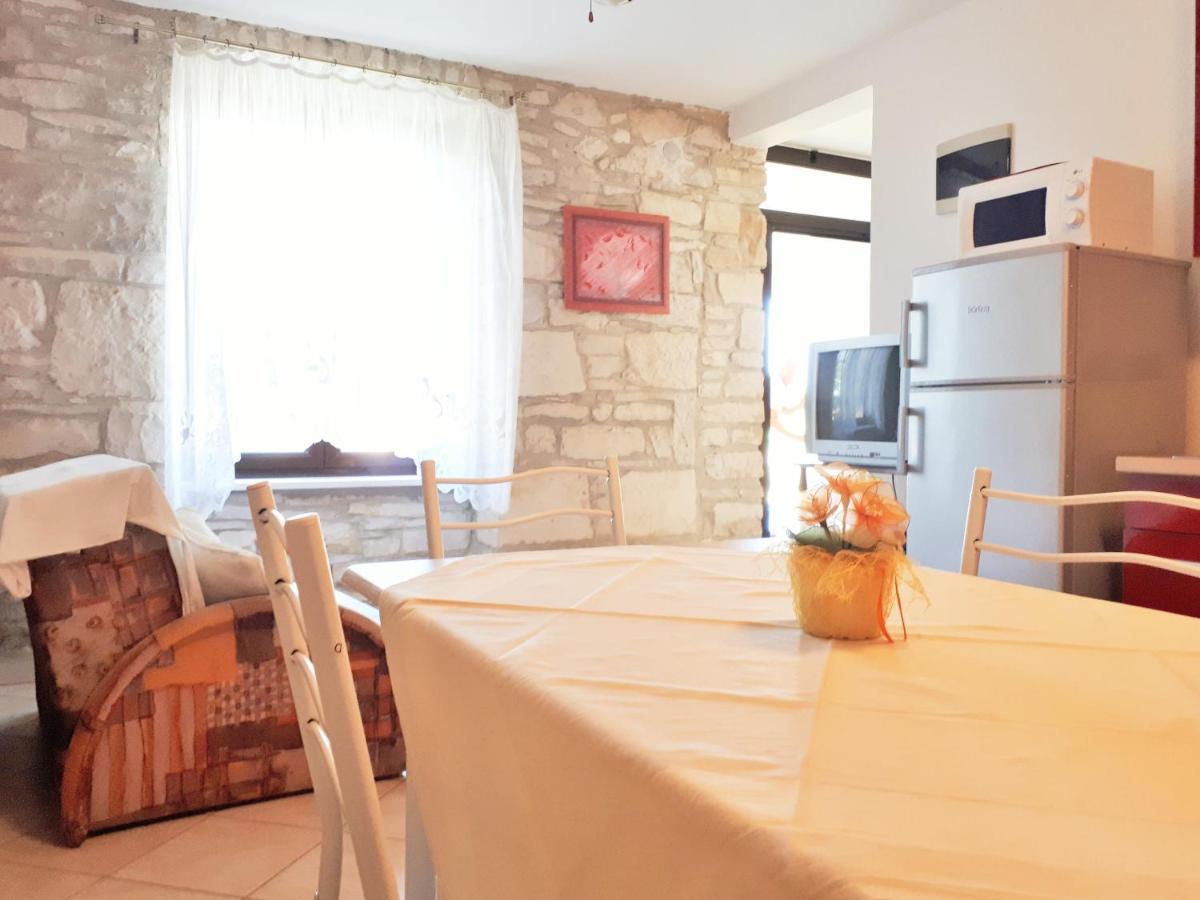 Apartments Morena Rakalj Экстерьер фото