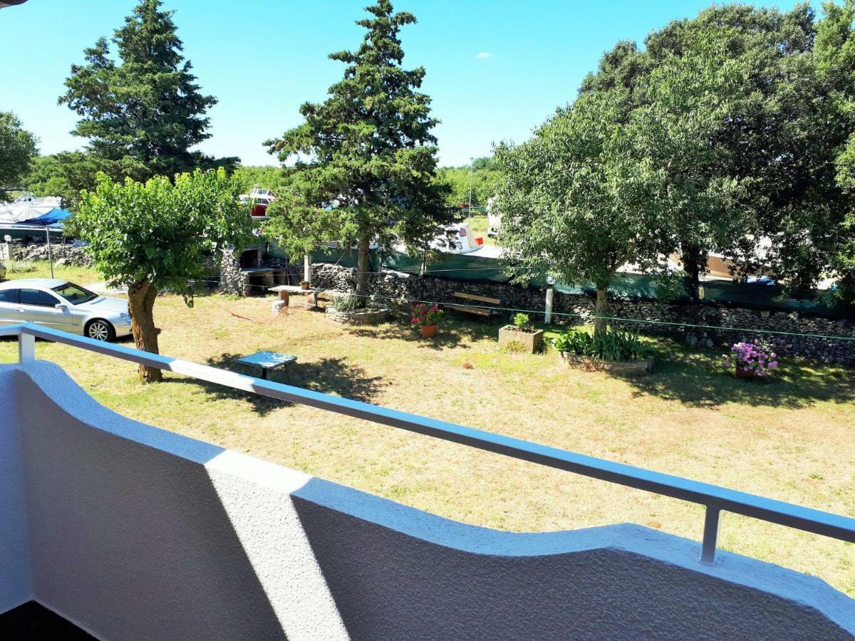 Apartments Morena Rakalj Экстерьер фото